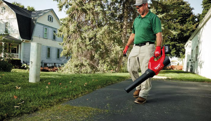 Milwaukee Leaf Blower