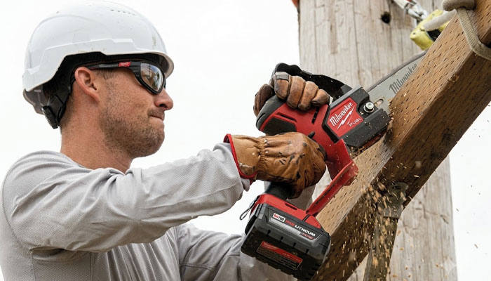 Milwaukee Chainsaw